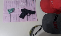 PM apreende menores com réplica de pistola e cinco papelotes de maconha no centro de Cajazeiras