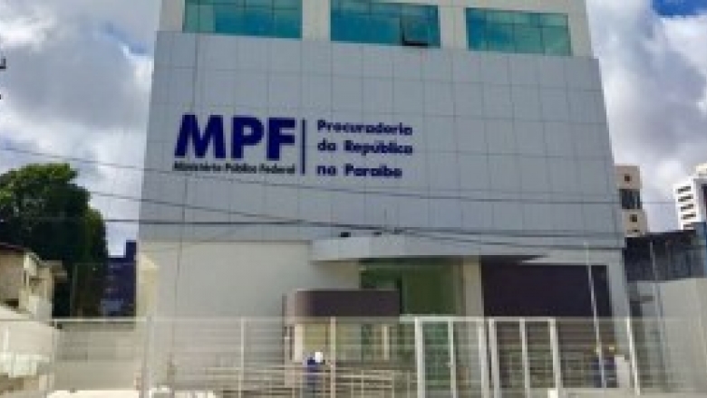 MPF dá prazo a 27 prefeitos para revisarem contratos da merenda