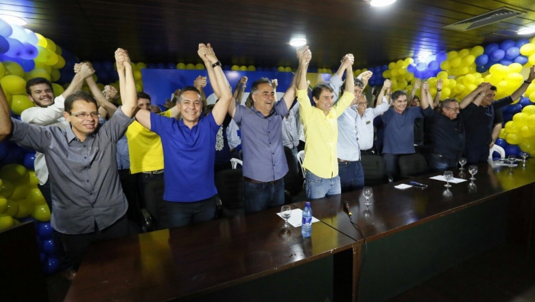 Com Cássio, Romero, Luciano e Maranhão, PSDB reconduz Ruy a presidência do partido na PB