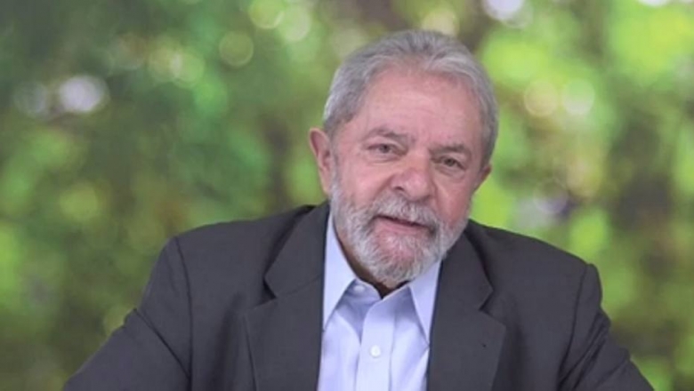 Em vídeo, Lula deseja feliz Natal e espera que 2018 seja de ‘mais harmonia’