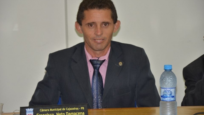 Vereador de Cajazeiras cede à 'pressão' e confirma apoio a Aguinaldo Ribeiro: "Manda quem pode, obedece quem tem juízo"