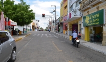 Asfaltamento de 20 ruas e avenidas de Cajazeiras deverá começar em junho; confira a lista