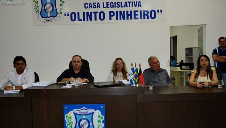 Vereadores descartam reeleição de Neto de Maro para presidência da Câmara de Uiraúna