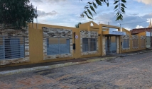Prefeito de Bernadino Batista assina ordem de serviço para reconstrução da Escola José Batista de Sousa