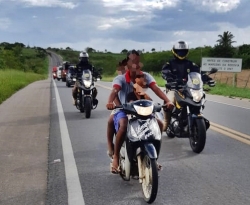 PRF na PB flagra mais de mil infrações cometidas por motociclistas; 233 motos foram recolhidas