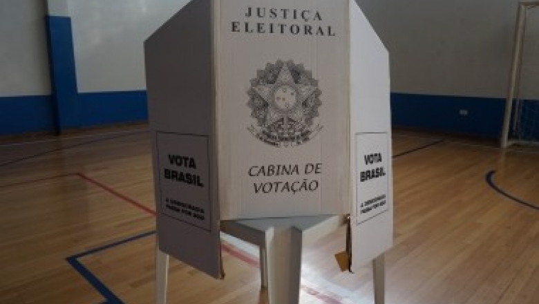 Eleitor sem máscara não terá acesso à cabine de votação, alerta TRE-PB
