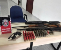 Polícia prende suspeito com quatro armas e mais de 60 munições no Sertão