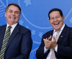 TSE usará julgamento da chapa de Bolsonaro e Mourão para dar recado contra disparos em massa