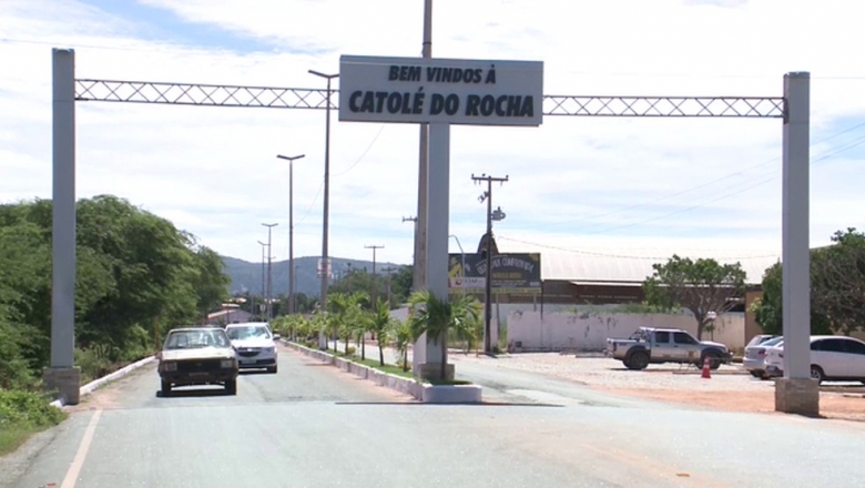 Governo recebe R$ 2,1 milhões em emendas para instalação de UTI em Catolé do Rocha