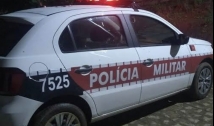 Ex-prefeito paraibano tem casa invadida e família é feita refém