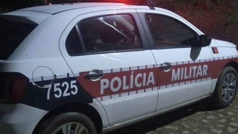 Ex-prefeito paraibano tem casa invadida e família é feita refém