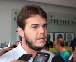 Bruno Cunha Lima afasta cargos comissionados indicados pelos Progressistas, em CG