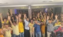 Ao lado de Lucas Ribeiro, lideranças de bairros e dez prefeitos, Chico Mendes e Marmuthe oficializam dobradinha em João Pessoa 