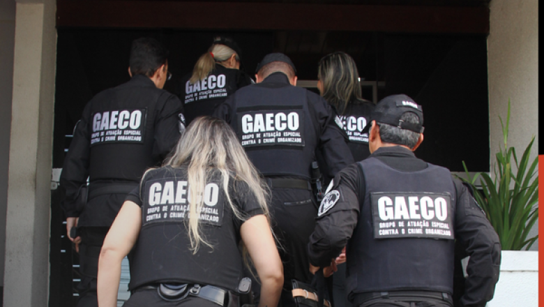 Integrantes do Gaeco e da PC cumprem mandados judiciais contra investigados