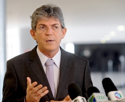 Cotado para assumir cargo no novo governo Lula, RC não aguenta duas matérias no JN da TV Globo - por Gilberto Lira