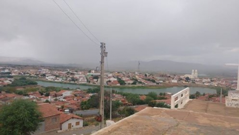 Santa Luzia e Santana dos Garrotes registram alto volume de chuvas no final de semana