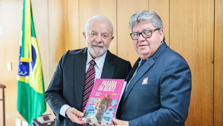 João Azevêdo se reúne com Lula e destaca retomada de relação republicana com o governo federal