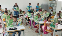 Secretaria de Educação de São José de Piranhas entrega material complementar do ‘Alfabetiza Mais Paraíba’ 