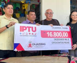 Prefeitura de Cajazeiras entrega premiação das campanhas do IPTU de 2021 e 2022
