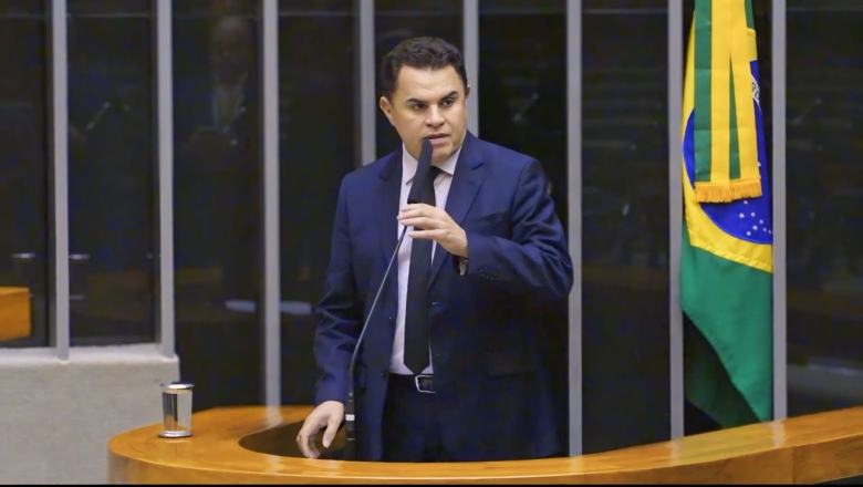 Em discurso na Câmara, deputado Wilson Santiago repudia ataques xenofóbicos contra o Sousa Esporte Clube