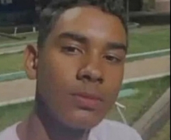 Jovem de 16 anos é executado a tiros em praça no Sertão da PB 