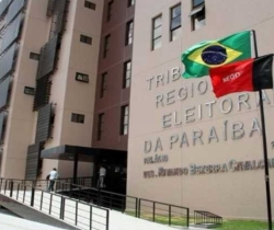 Célio Alves é condenado a reclusão por violência política de gênero contra Camila Toscano e fica inelegível