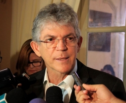 RC: "Votaria em Alckmin, Meireles, Boulos, Ciro ou Marina, mas nunca em Bolsonaro"