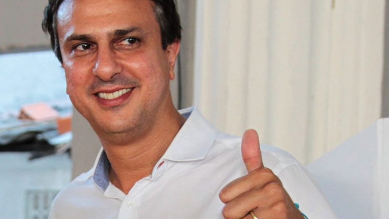 Camilo Santana está no ranking dos governadores mais bem avaliados, diz site Congresso em Foco 