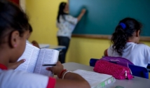 33% desaprovam política de Bolsonaro para a educação, diz pesquisa