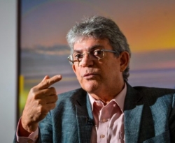Considerado foragido, ex-governador da Paraíba tem seu nome colocado na lista da Interpol