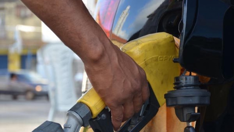 Cenário atual dos combustíveis é irresponsável, diz Sindipetro- PB