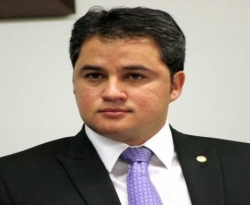 Efraim Filho comenta próximos passos do DEM após a conquista das presidências da Câmara e do Senado 