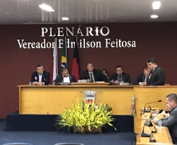Aliado do governo anuncia saída da CPI do IPAM e vereador volta a detonar prefeito de Cajazeiras
