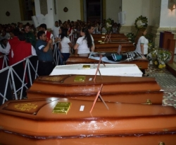 Paraibanos são sepultados na madrugada em Catolé do Rocha