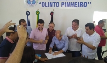 Assinada ordem de serviço da adutora de capivara em Uiraúna; obra vai beneficiar oito municípios no sertão da PB