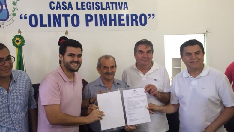 Uiraúna: Bosco Fernandes libera vice-prefeito para votar em Wilson Filho e seguirá votando em Lindolfo Pires - Por Gilberto Lira
