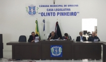 Vice-prefeito assume Prefeitura de Uiraúna em sessão tumultuada; assista vídeo