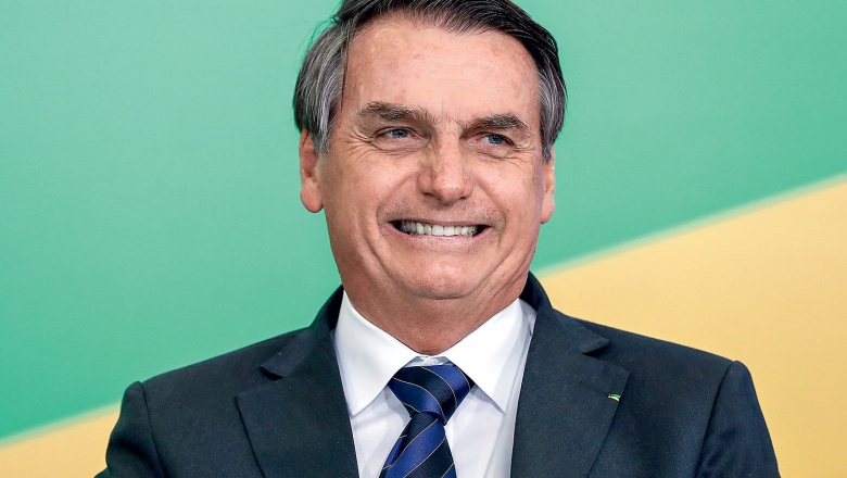 Bolsonaro quer cobrar ICMS de combustível na refinaria em vez de na bomba
