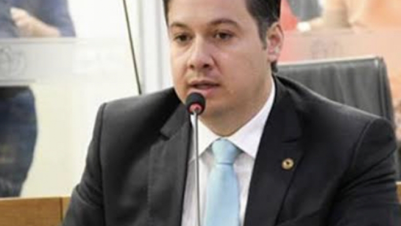 Deputado Júnior Araújo aceita convite e vai assumir secretaria Chefe do Governo da PB