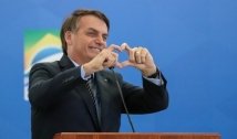 Bolsonaro promete R$ 85 bi para fortalecer Estados e municípios