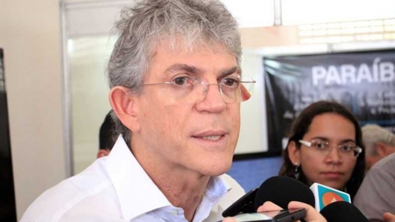 Ricardo Coutinho diz que João Azevêdo está refém da ALPB