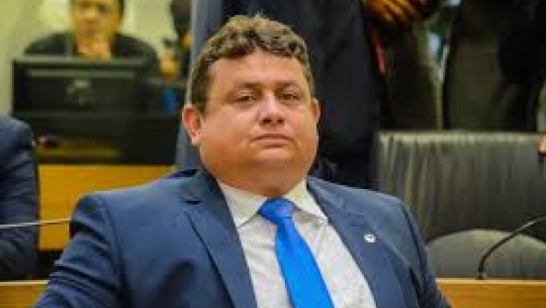 Deputado paraibano defende Bolsonaro e chama governadores de vagabundos