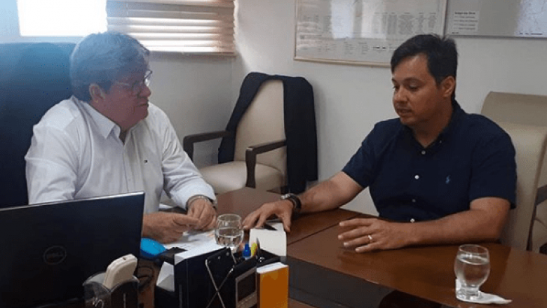 Governador da PB garante recursos e confirma que obra da estrada de Boqueirão de Piranhas começará após a pandemia, diz Jr. Araújo