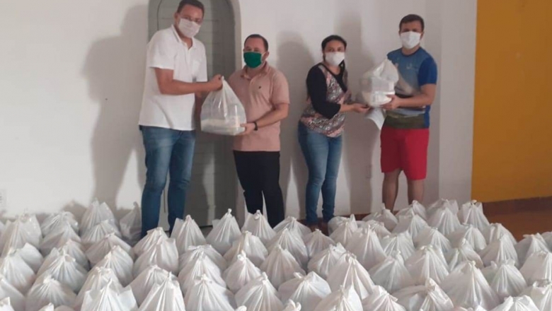 Secretaria de Desenvolvimento Humano da PB repassa 230 cestas básicas para Diocese de Cajazeiras