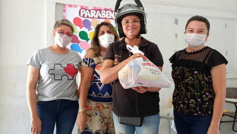 Em mais uma etapa, Prefeitura de Sousa entregará kits de alimentos aos pais de alunos da Rede Municipal