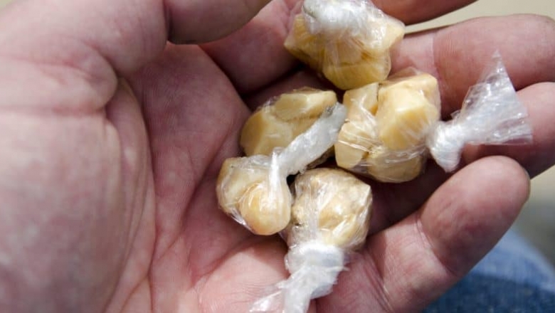 Jovens são flagrados com mais de 250 embalagens de drogas em Patos