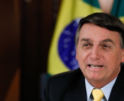 "Toda e qualquer vacina está descartada", afirma Bolsonaro