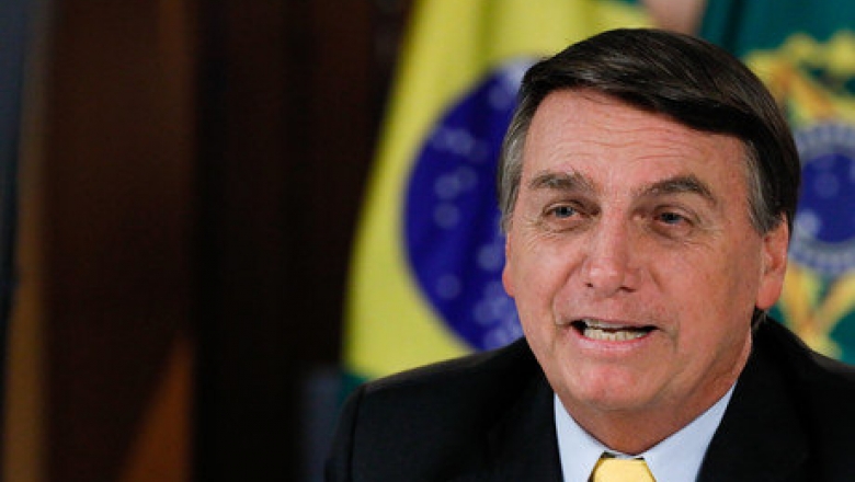 "Toda e qualquer vacina está descartada", afirma Bolsonaro