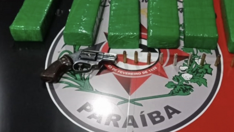 Polícia apreende droga que seria comercializada no Sertão; duas mulheres foram presas