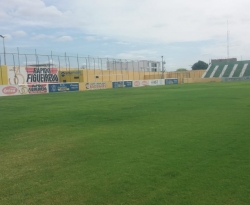 Marizão: Secretaria de Esporte e Lazer realiza trabalho de revitalização do gramado para o Paraibano